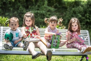 photographe-reportage-exterieur-anniversaire-80ans-mariage-landes-duhort-bachen-arrieres-petits-enfants